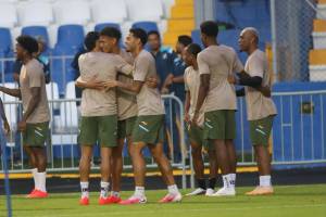 Honduras com visita especial e a triste foto de Edwin no último treino