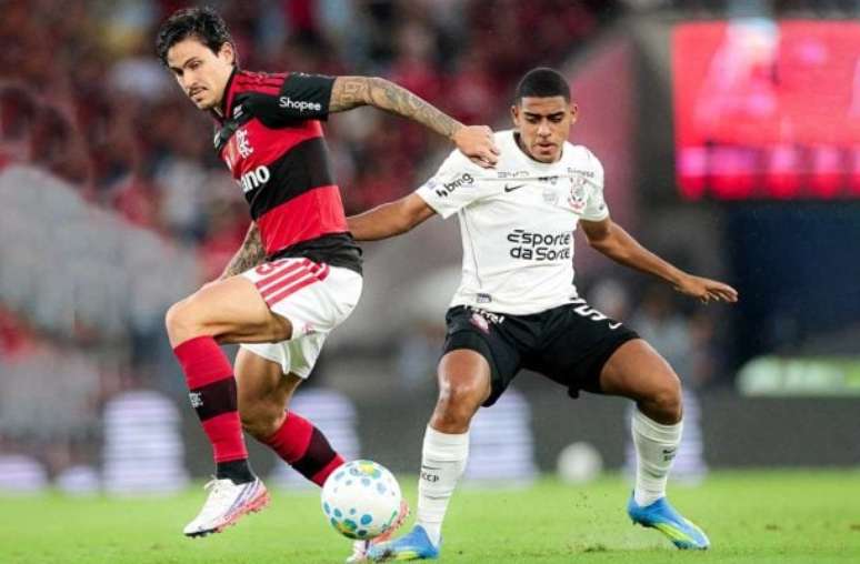 Corinthians e Flamengo recebem propostas milionárias da Fatal Model