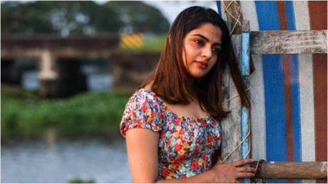 'Trazer dez câmeras comigo é difícil para mim': Nikhila Vimal explica os encontros repentinos com a mídia; 'Isso é meu problema, não o seu'