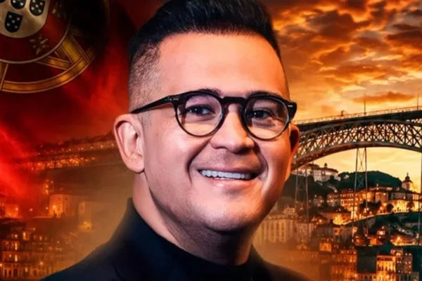 Amigos e familiares se despedem do empresário Bruno Avelar em BH