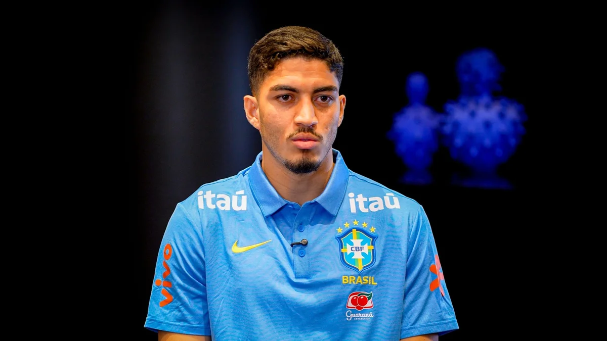 Zagueiro Jair revela que ficou "em choque" com convocação para a Seleção