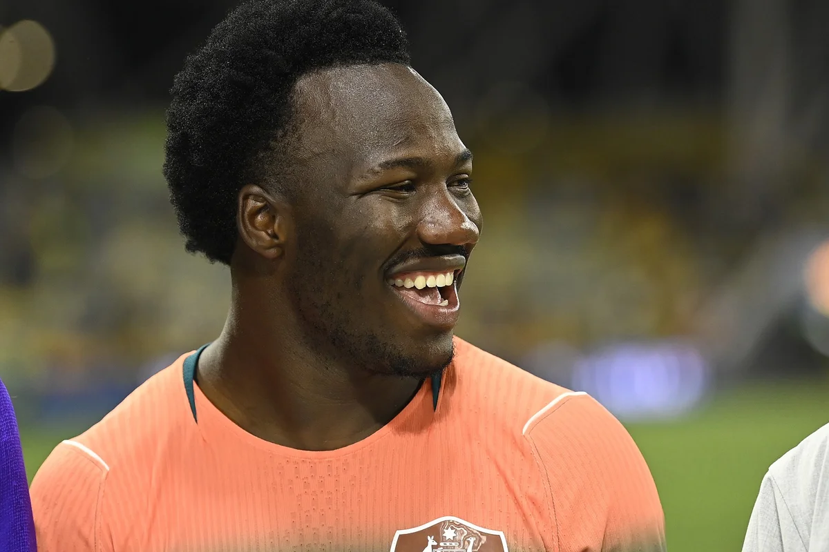 Autor do gol da Austrália, Irankunda nasceu em campo de refugiados