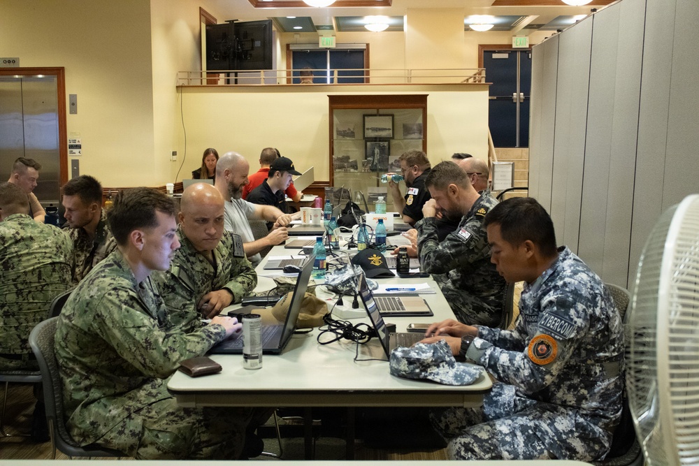 Imagem relacionada à notícia: RIMPAC 2026 Expande Parcerias Marítimas Globales com Participação 30 Nações