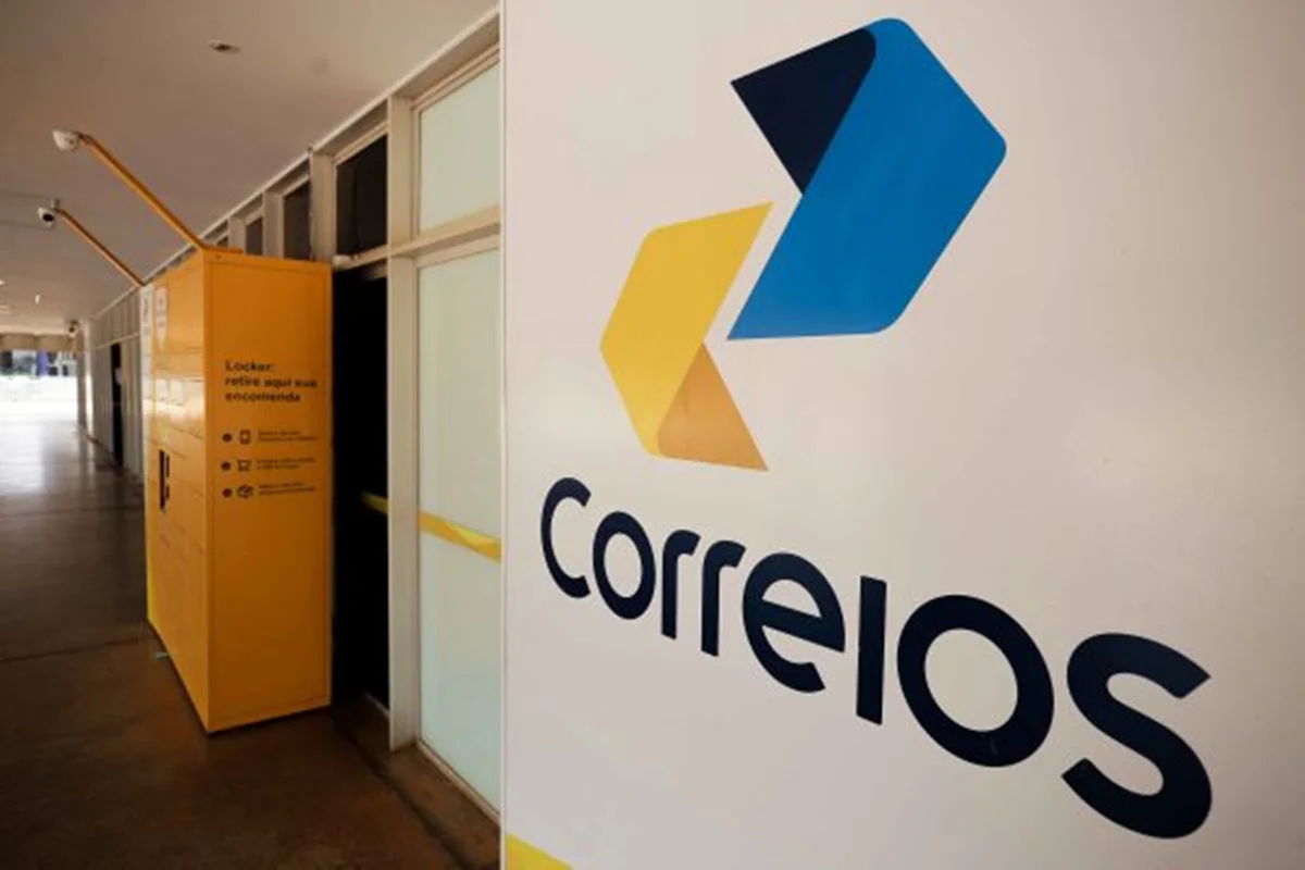 TST suspende julgamento de dissídio dos Correios e greve continua
