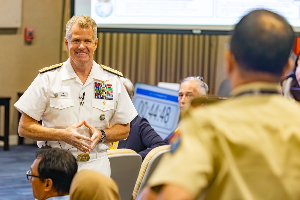 Imagem relacionada à notícia: O comandante do USINDOPACOM aborda a Cooperação de Segurança Integral 25 - 2 Curso