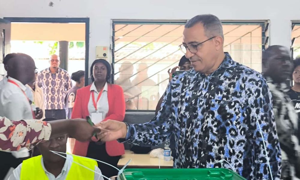 Carlos Vila Nova apela ao voto e avisa que não haverá governo de unidade nacional