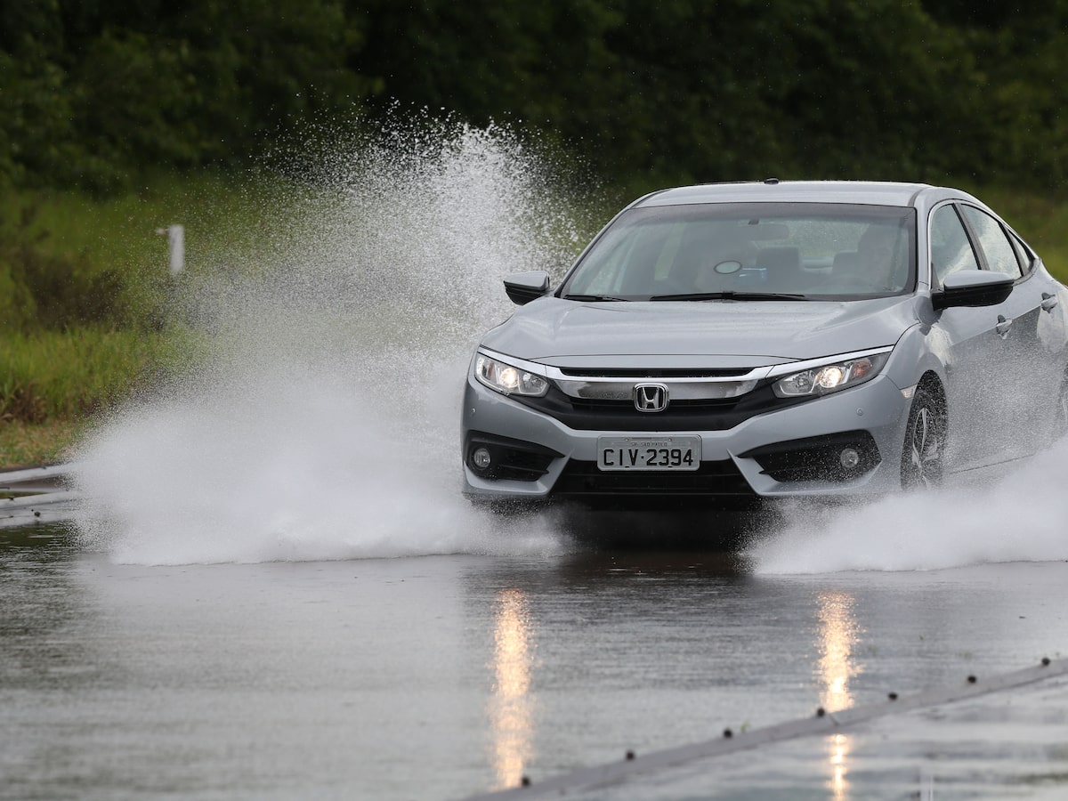 Veja quais erros evitar ao volante no setembro mais chuvoso em SP dos últimos 30 anos