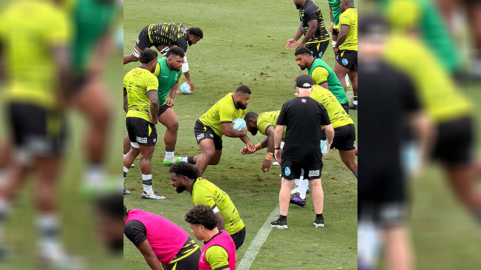 31 candidaturas foram recebidas para o cargo de treinador-chefe das Flying Fijians, enquanto a FRU visa nomear um treinador em novembro