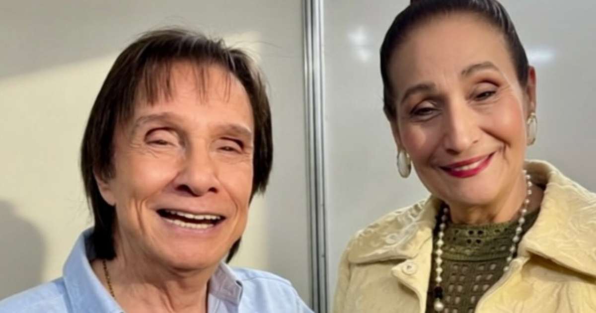 Cantor Roberto Carlos dá para Sonia Abrão o presente sonhado por toda fã do ‘Rei’
