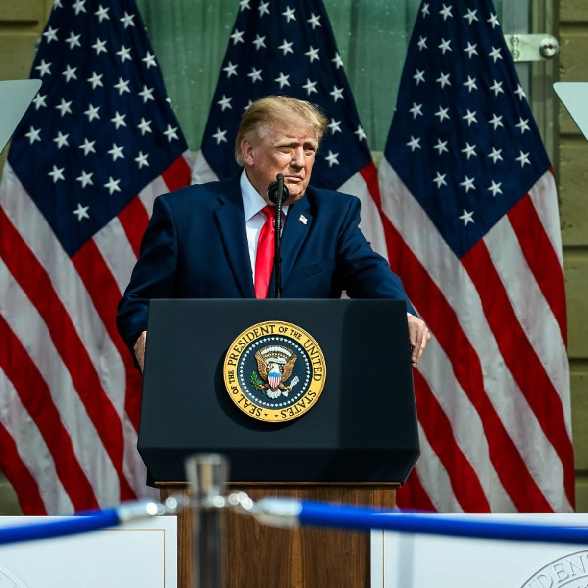 Brasileiros lotam redes de Trump com pedidos de ajuda após vitória de Lula