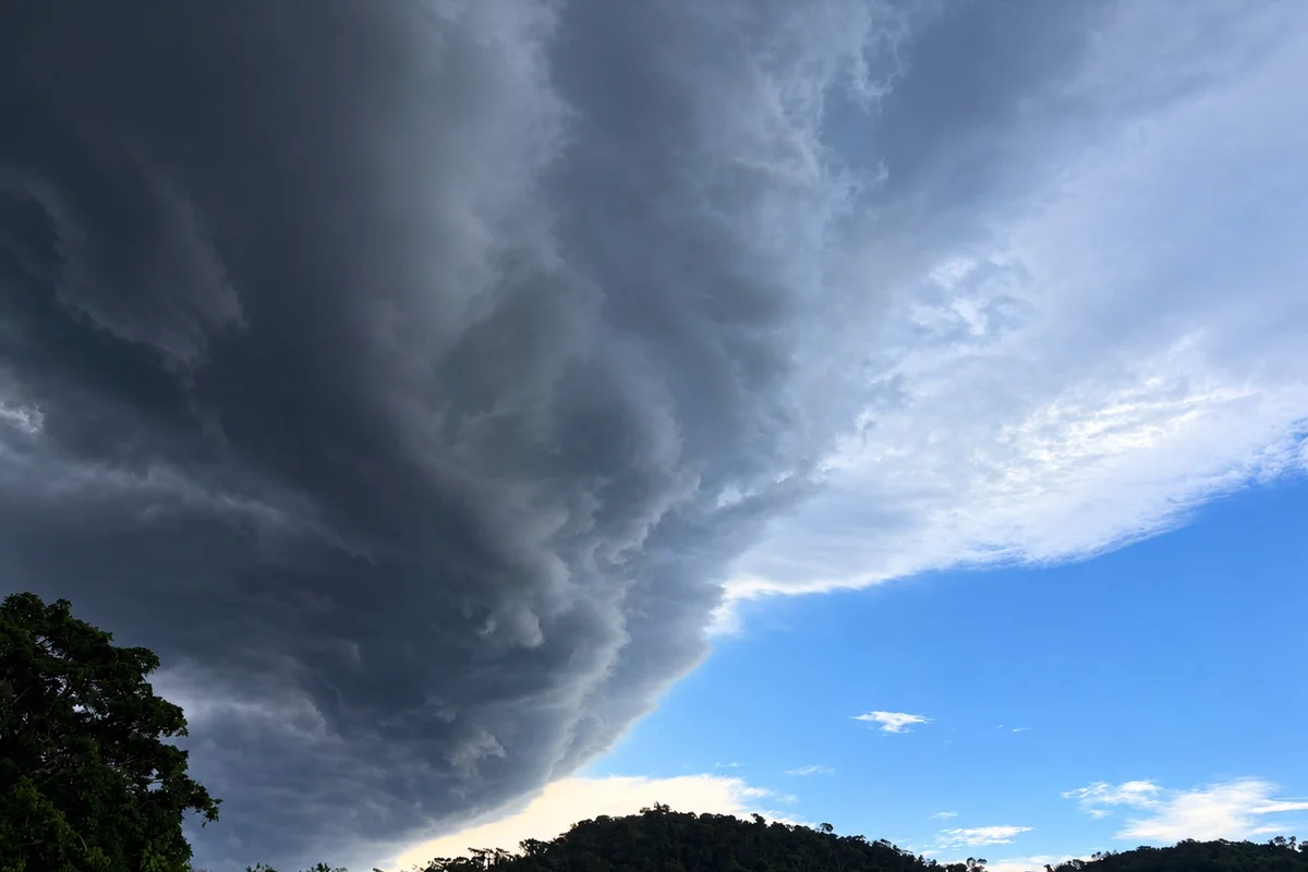 Chuva e ventos fortes colocam 441 cidades de MG em alerta; veja lista