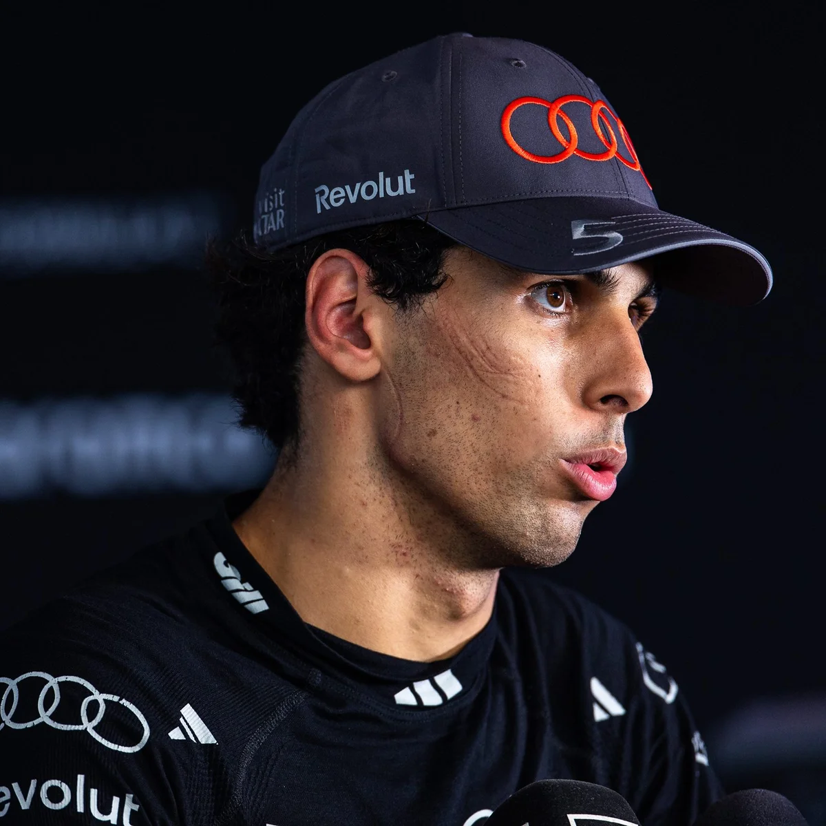 Bortoleto se desculpa com Sainz: "Acabou com minha corrida e com a dele"