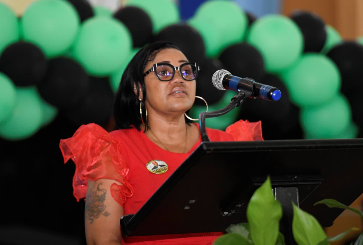 Mitsie Malcolm, Dervan’s sister, performs a selection, ‘Special Delivery’, at the funeral.