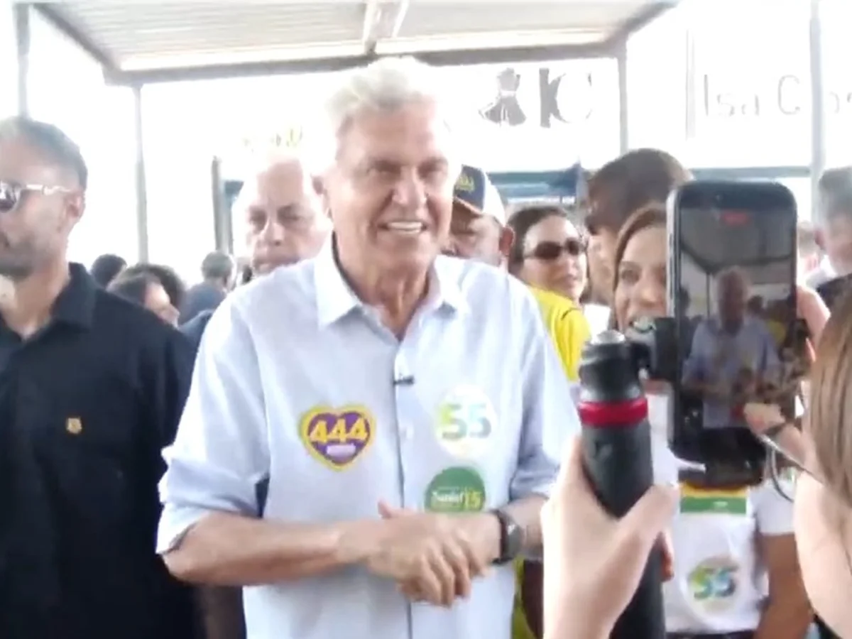 Ronaldo Caiado vota em Goiás ao lado do vice Kassab, presidente do PSD