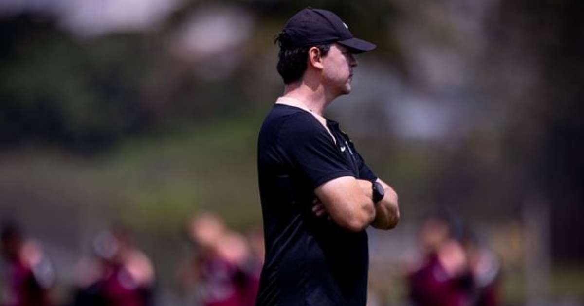 Corinthians define últimos ajustes antes de duelo contra o Internacional