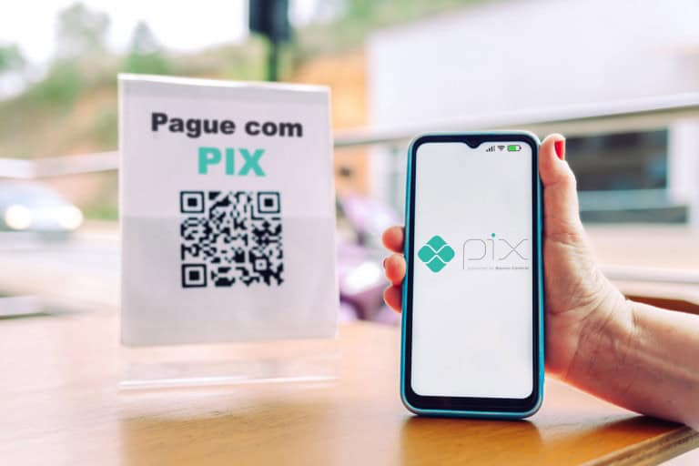 Pix por aproximação não tem mais limite de R$ 500; entenda a regra