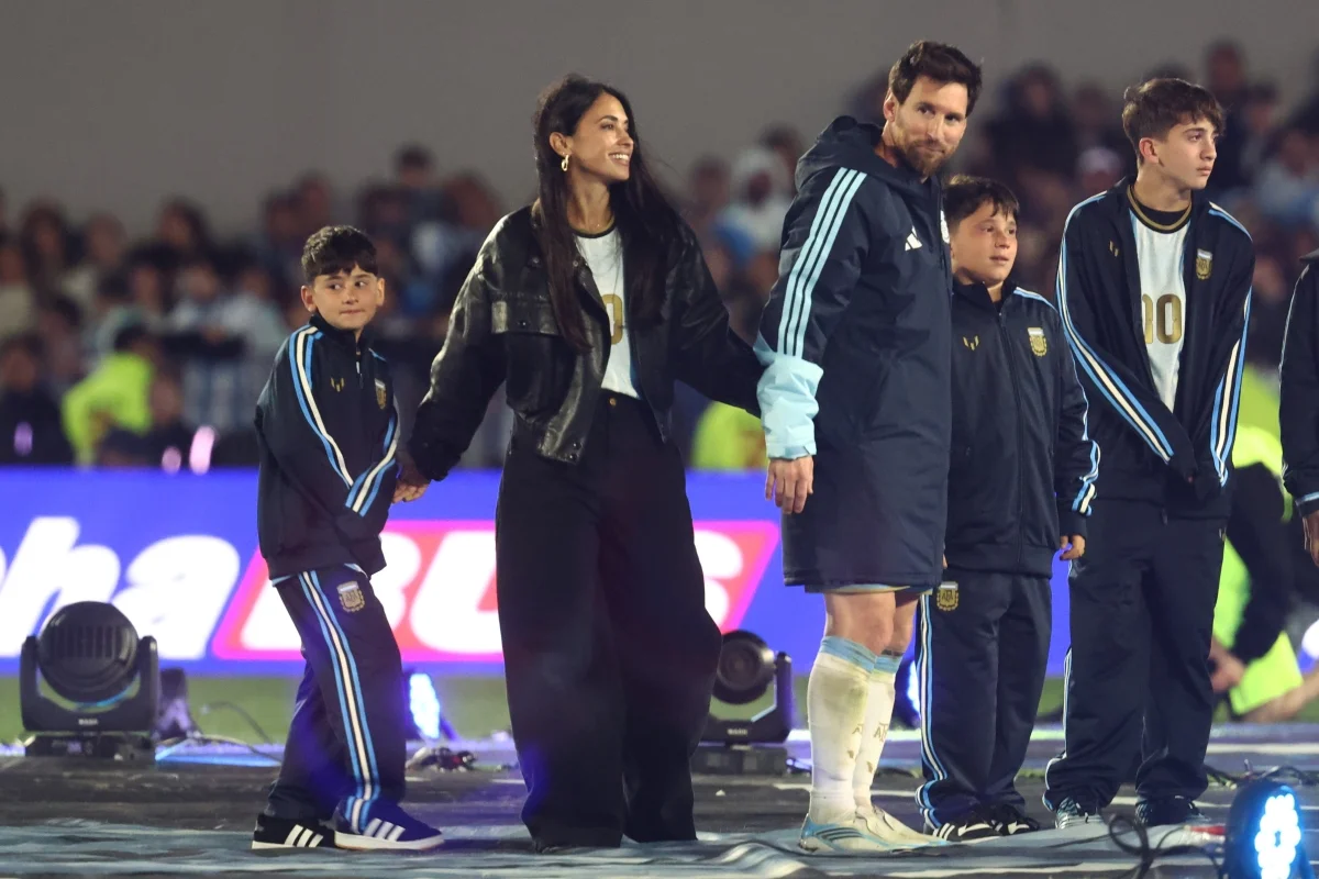Esposa de Messi fala sobre despedida do marido da Argentina: "Que orgulho"