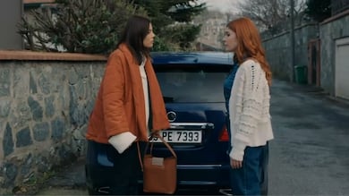 Em Iludida, Volkan está preso ao passado, enquanto Asya tem uma chance de mudar o presente