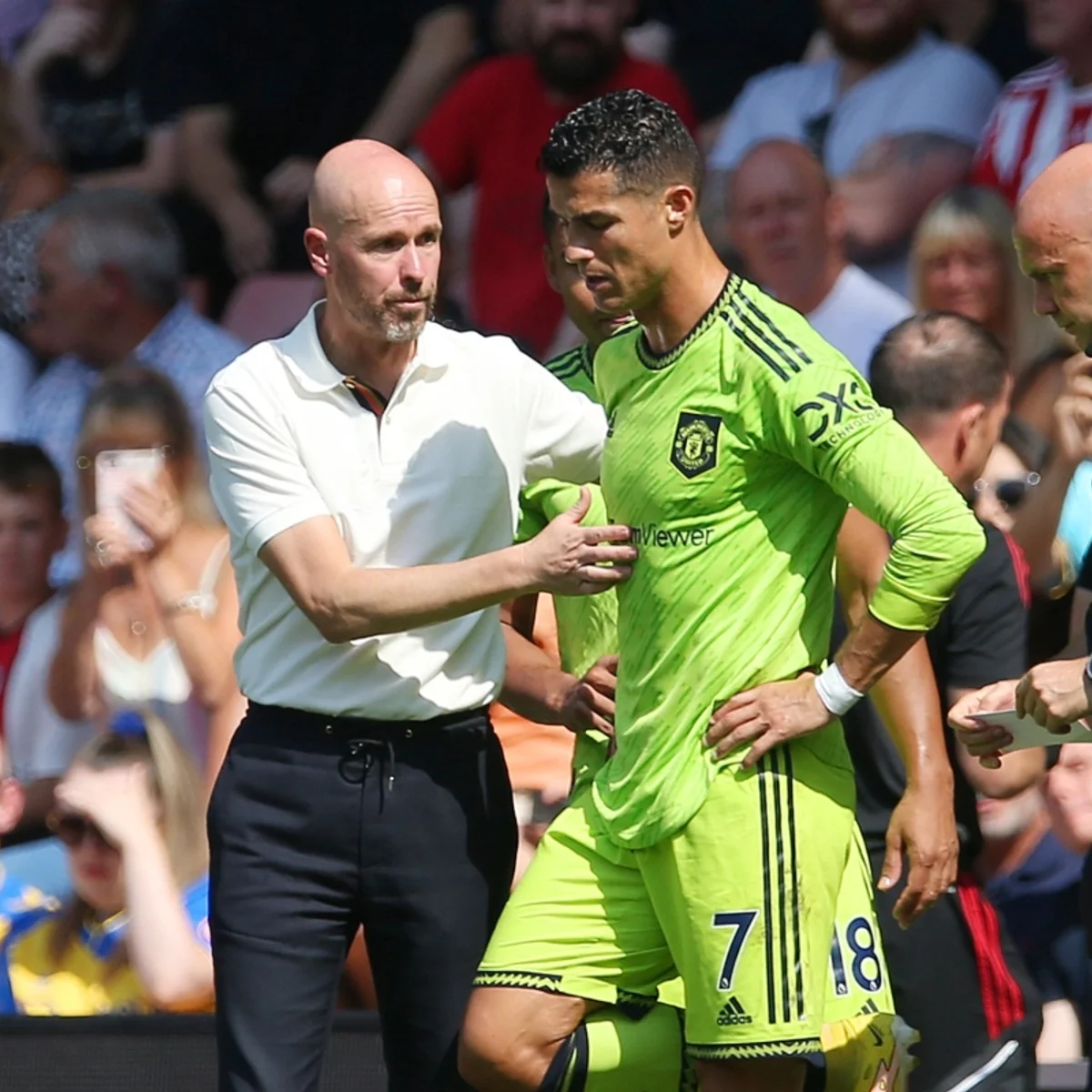 Ten Hag critica Cristiano Ronaldo e aponta falta de preparo: "Não corria"