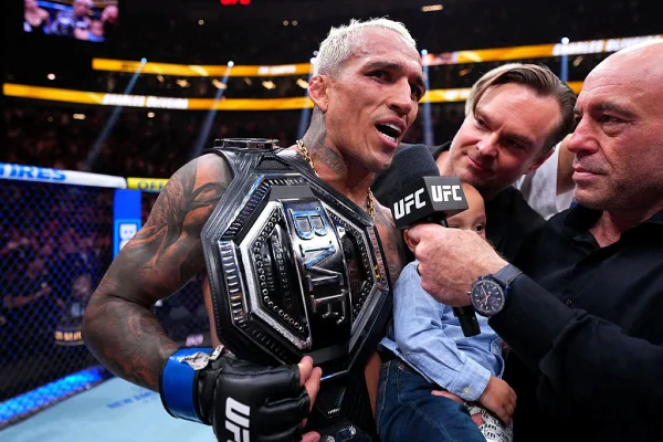 UFC 335: card terá Diego Lopes contra Charles Oliveira e volta de Poatan