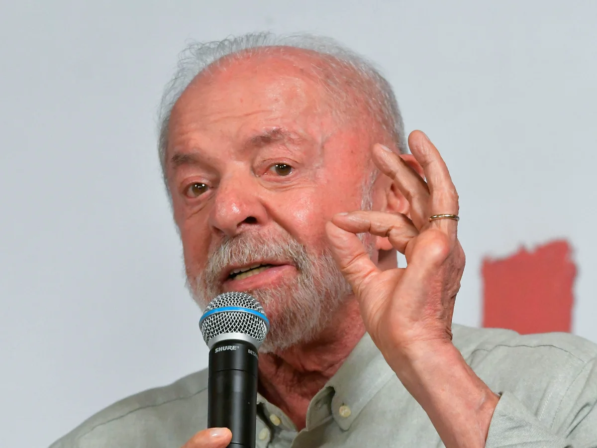 Lula admite erros e diz que fez a "campanha menos organizada desde 1989”