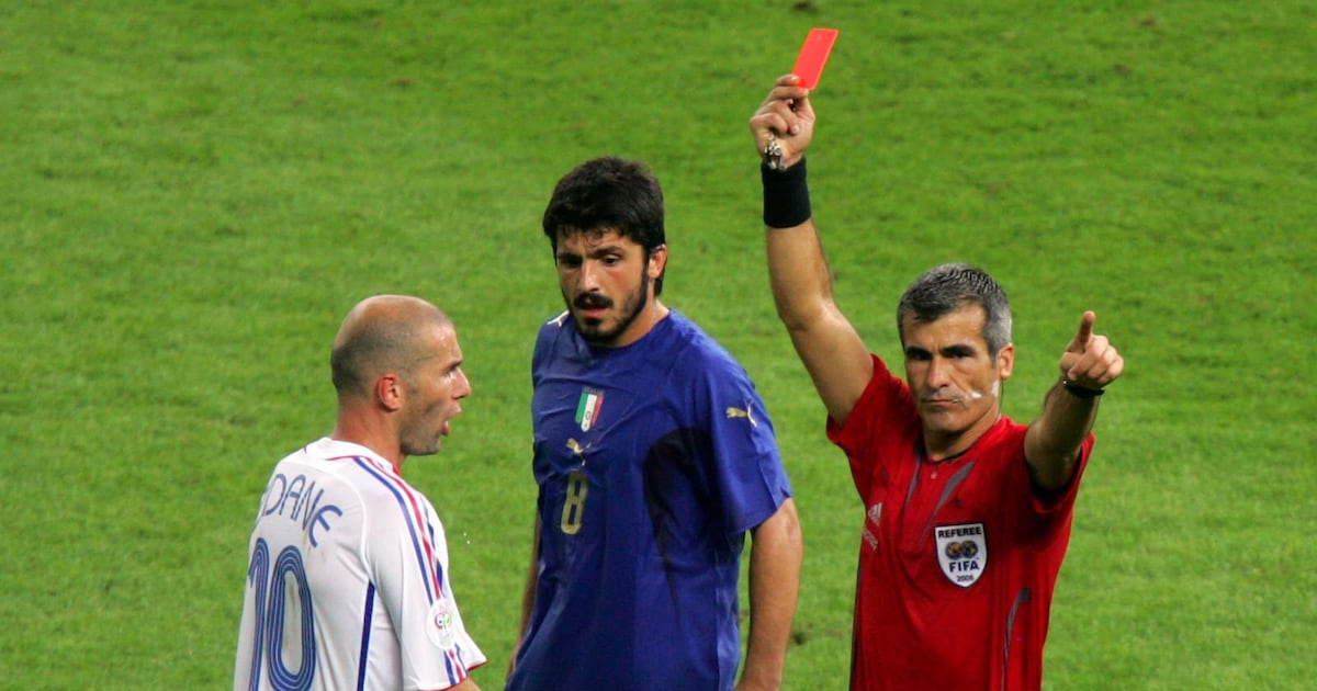 Zidane reencontra Itália 20 anos após cabeçada na final da Copa e declara: ‘Não me arrependo’
