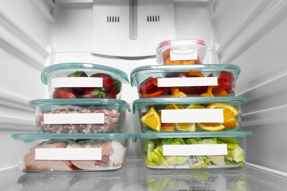 6 dicas para fazer sua geladeira gelar mais