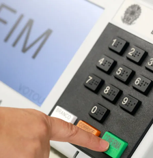 Para vencer a eleição presidencial na primeira rodada, o candidato precisa conquistar mais de 50% dos votos válidos Foto: