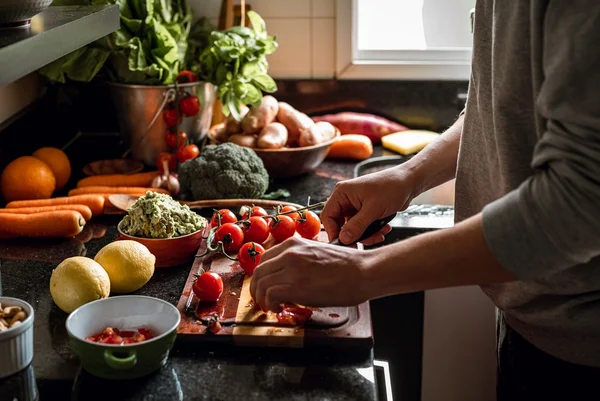 Receita fácil de costelinha macia, suculenta e dourada para o almoço