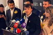 Renan Santos diz que suposta fuga de Flávio Bolsonaro era "caminho natural"