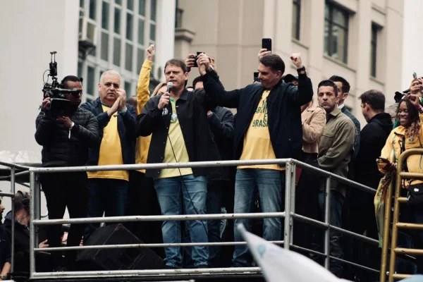Campanha em SP termina fria, nacionalizada e com poucas propostas debatidas - destaque galeria