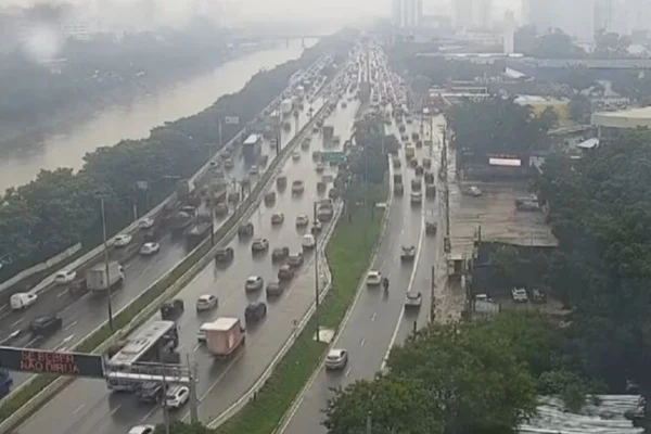 Clima: outubro começa com temporais no Sudeste e calor de 40ºC no Nordeste