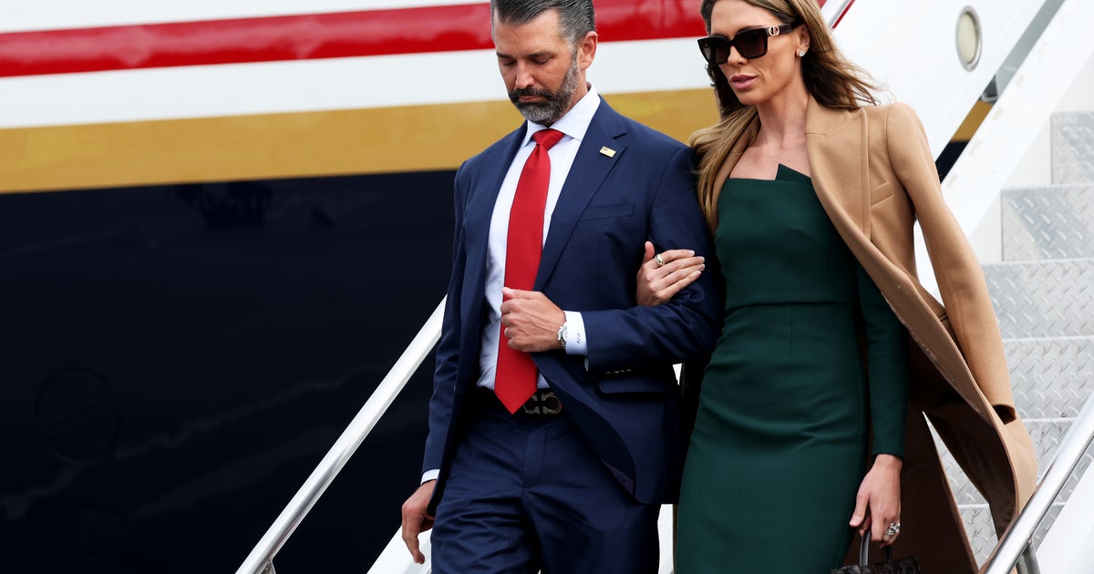 O pal de Putin responde à alegação de Trump de que Don Jr. o reembolsou pelo casamento