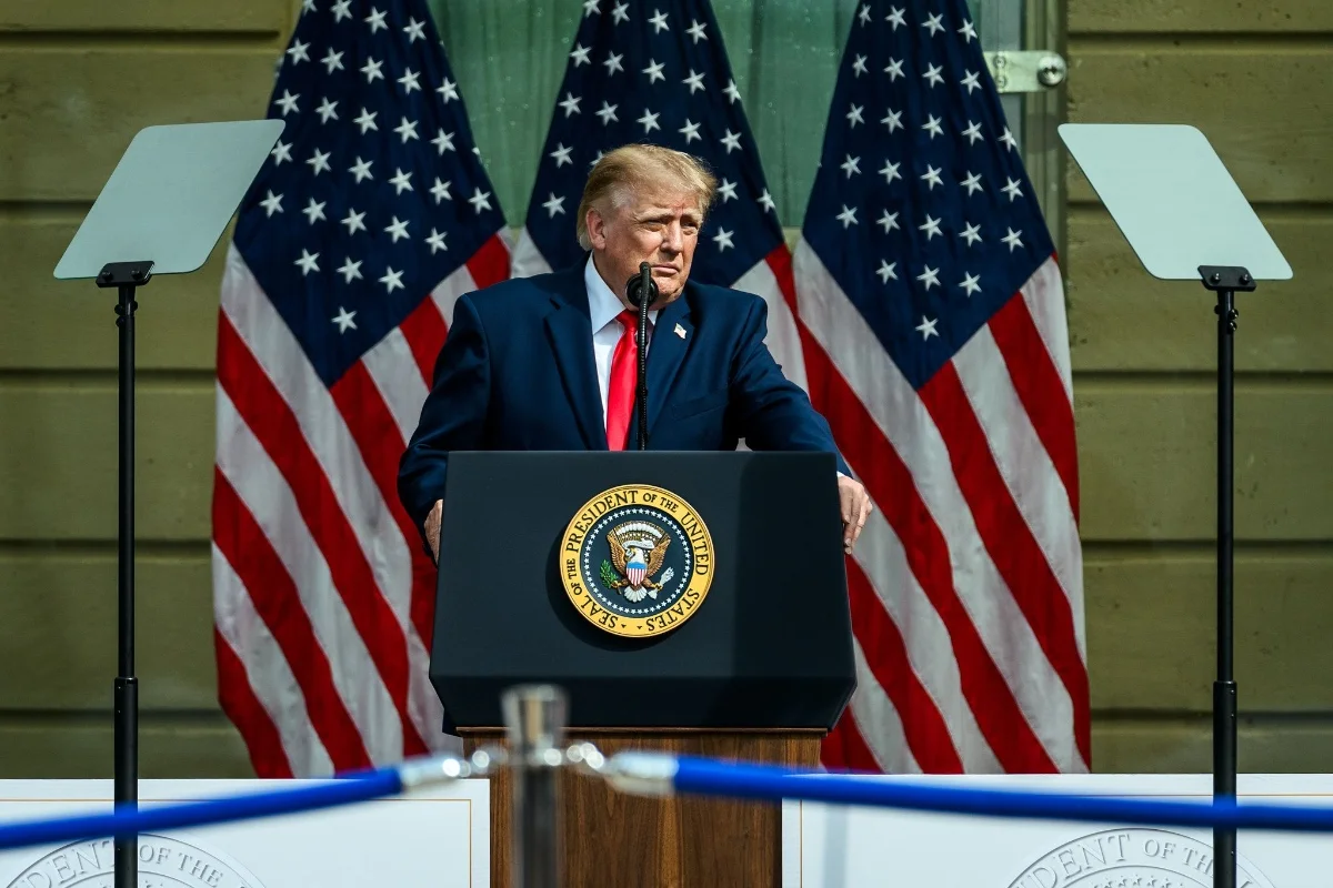 Brasileiros lotam redes de Trump com pedidos de ajuda após vitória de Lula